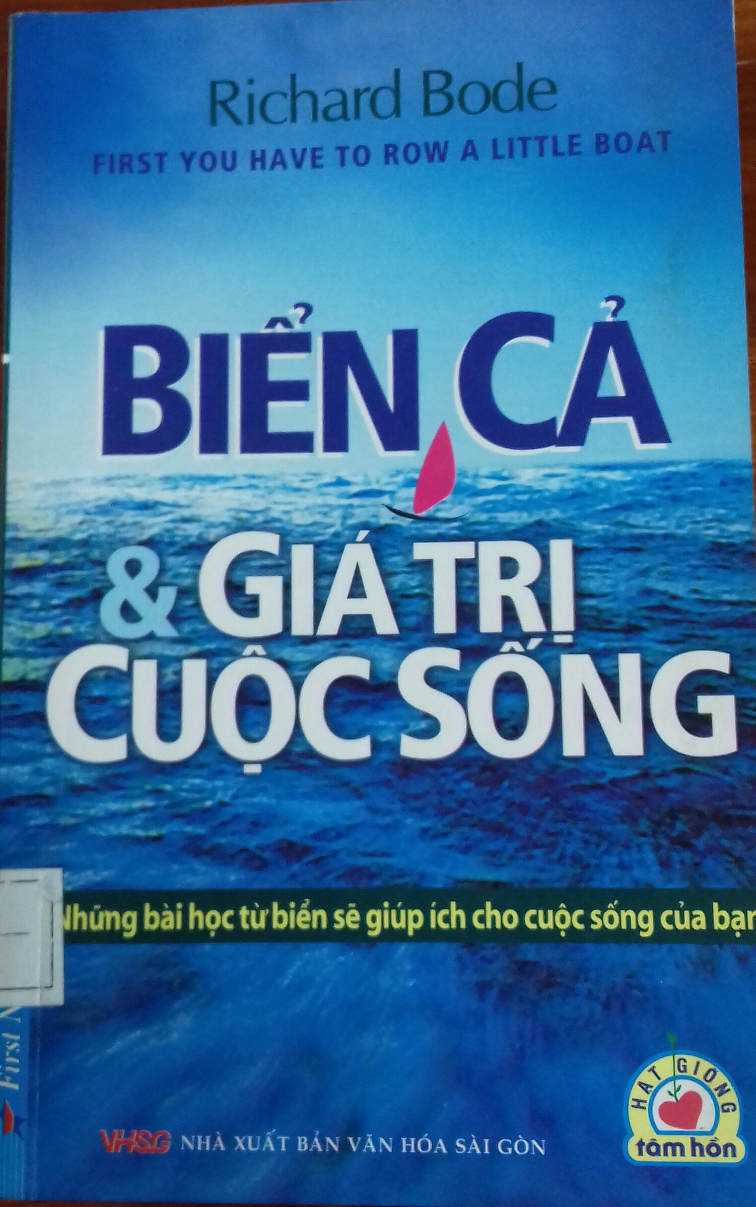 Giới thiệu cuốn sách: "Biển cả và những giá trị cuộc sống"